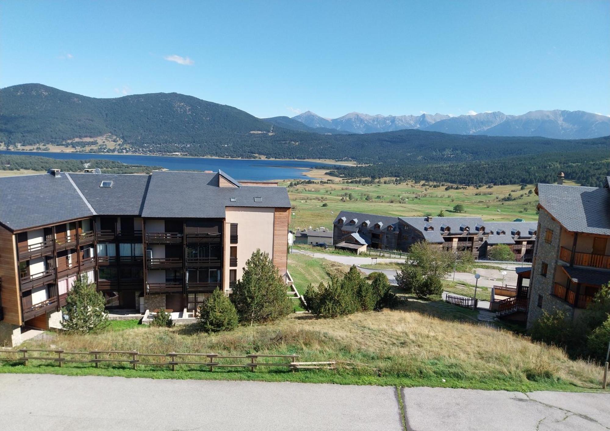 Soleil Et Montagne - Au Pied Station Les Angles Apartment Exterior photo